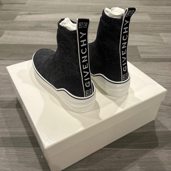 Givenchy George V sock sneakers trainer gray - Picture 2 of 13